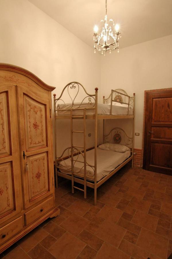 Agriturismo Villa Isa Фолоника Екстериор снимка